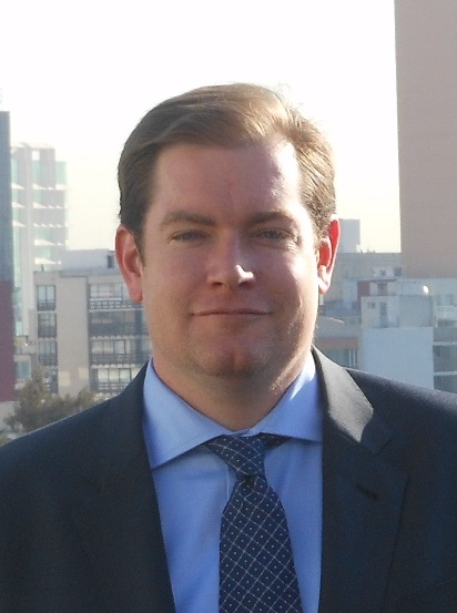 株式会社Premium Language Capital 代表トレーナー Carl Valentino